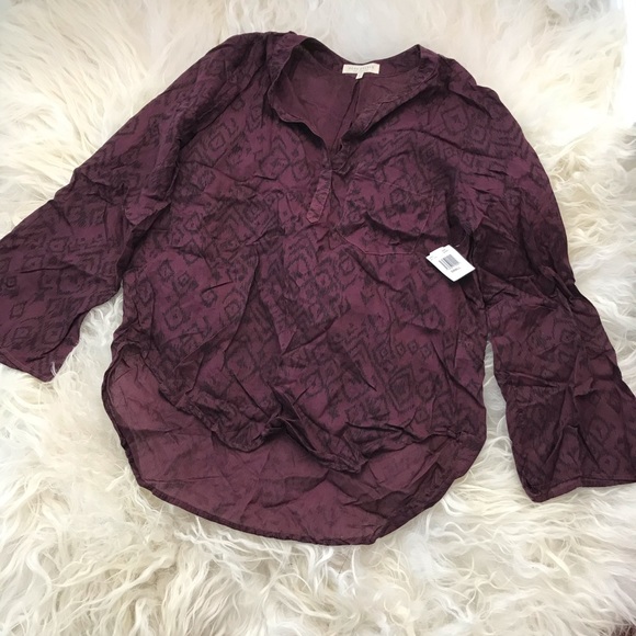 Side Stitch Red Printed Hi-low Hem Blouse Top - Picture 3 of 7